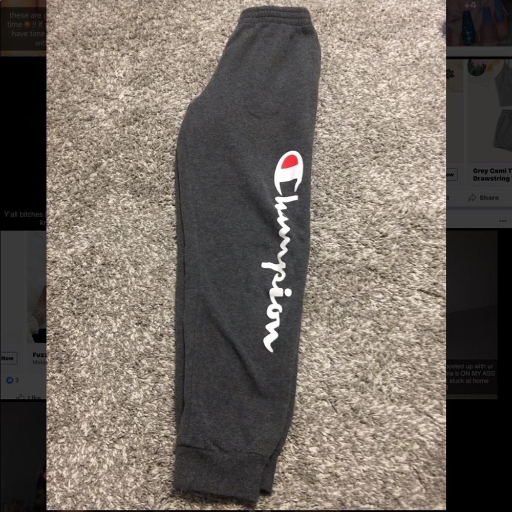 Grey champion sweatpants *fit like woman’s XS*